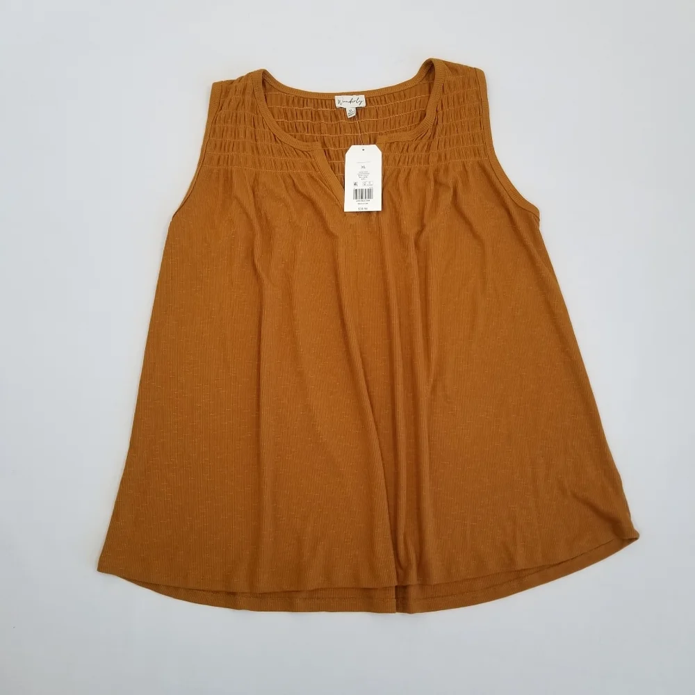 Wonderly Sleeveless Smocked Yoke Knit Tank Top XL NWT - Picture 2 of 7
